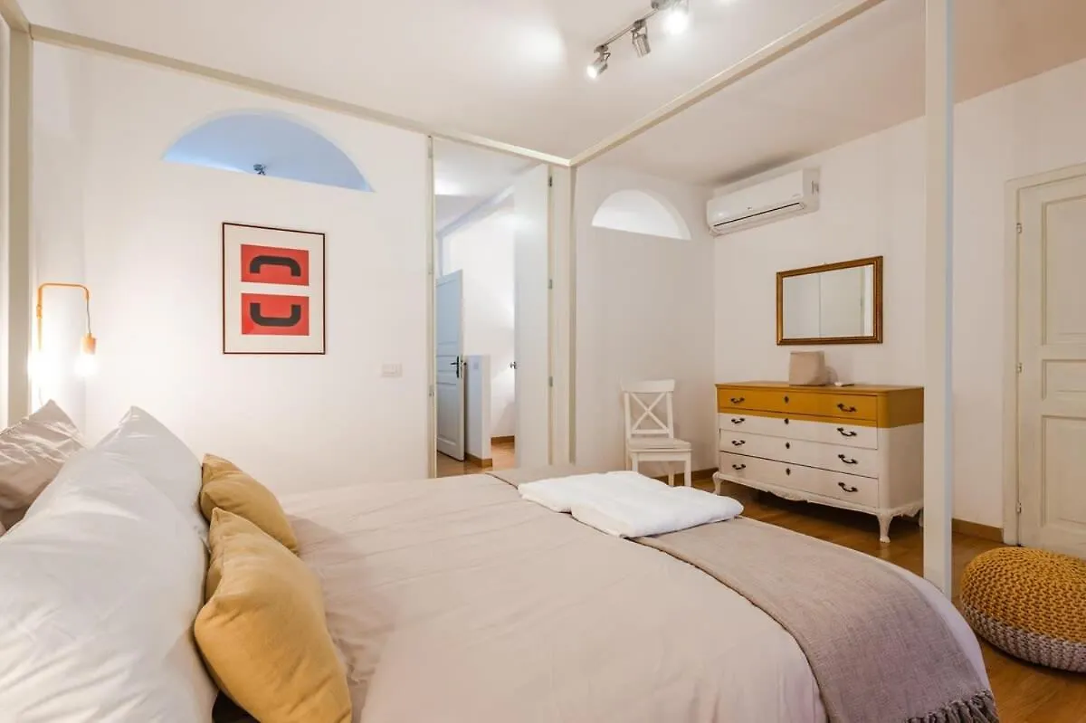 La Magnolia A C Balcony Office Piazza Navona Spanish Steps Roma Daire